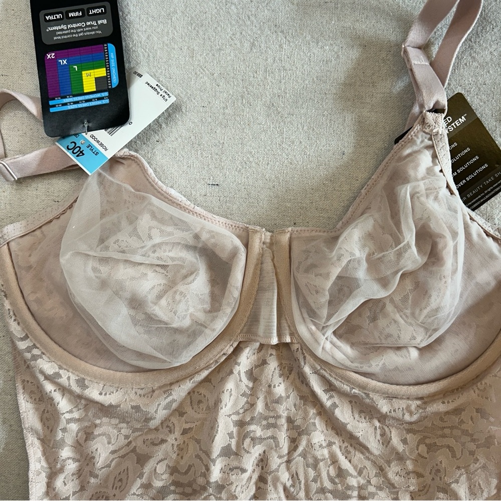 Bali Women’s 40C New With Tags Rosewood Lace 'N Smooth Body Shaper - Picture 4 of 11